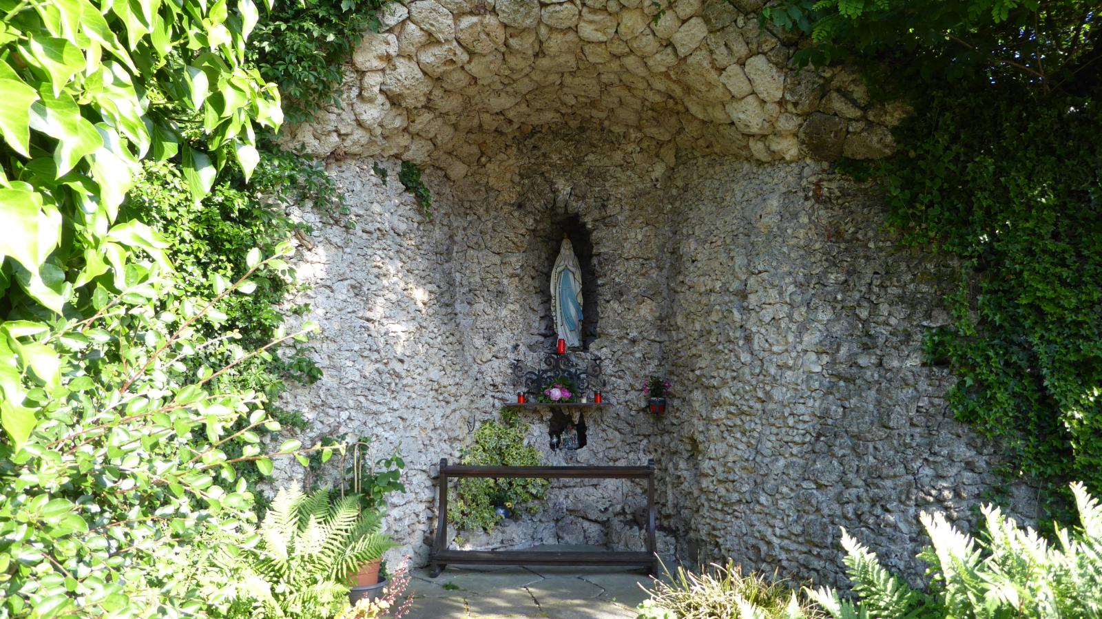 Lourdesgrotte